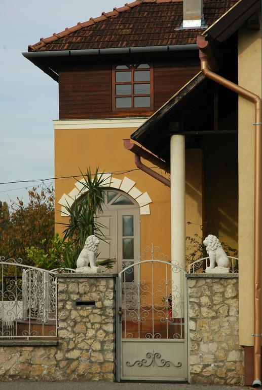 Álom Kuckó Apartman Zalaegerszeg Habitación foto
